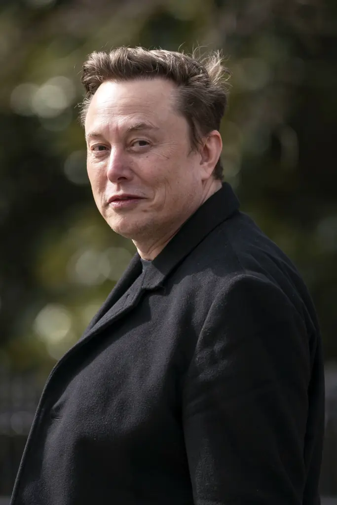 tesla-spacex-ceo-elon-musk-98489002.webp